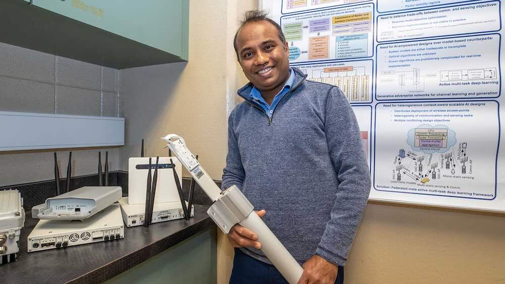 Gayan Aruma Baduge, associate professor in the School of Electrical, Computer and Biomedical Engineering, is leading an international team of researchers working with a total of $1.13 million in grant money. The three-year project is aimed at investigating AI-assisted integrated sensing and communications for 6G technology. Courtesy: SIU