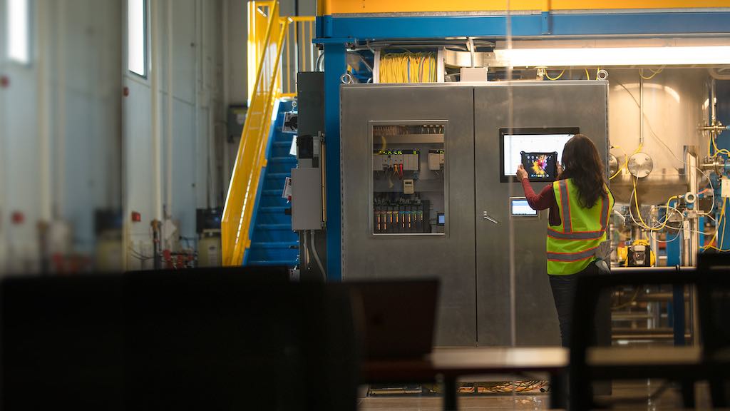 Also known as electronic marshalling, universal I/O provides greater flexibility by allowing operators to choose I/O to meet their specific operational needs. Courtesy: Rockwell Automation.