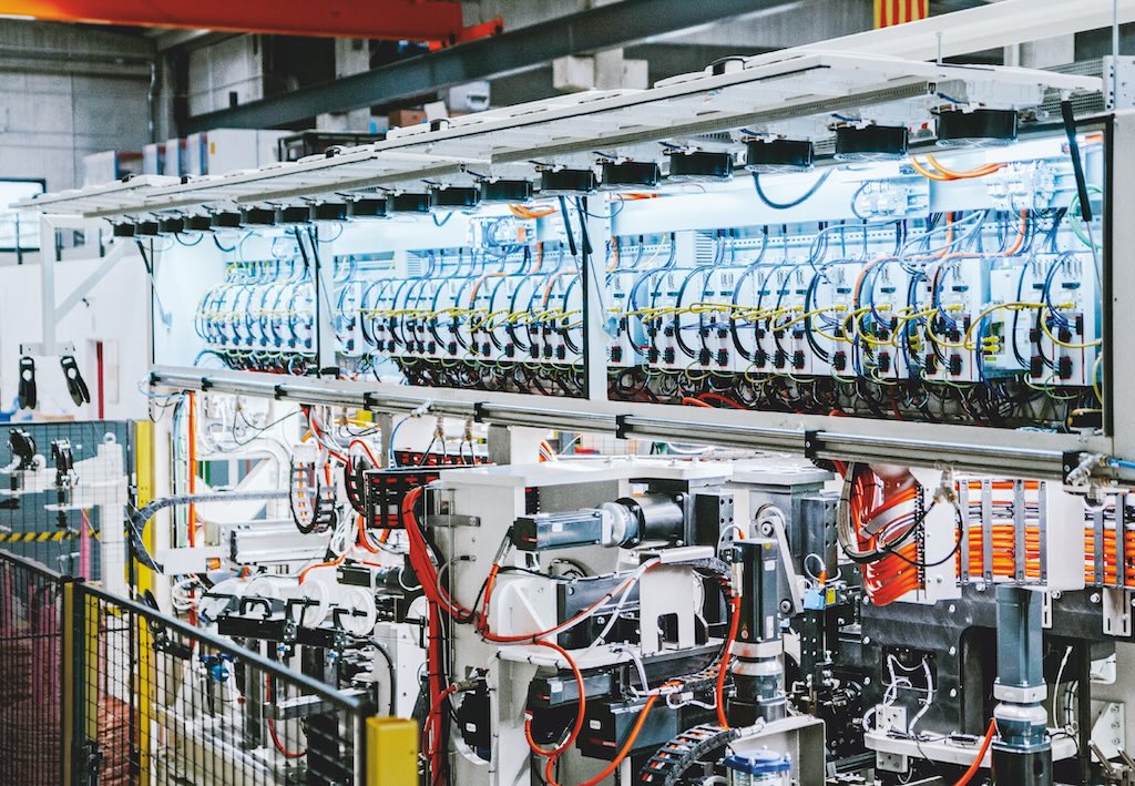 Figure 1: As motion applications expand, so does energy waste. It’s critical for OEMs and end users to evaluate not just upfront expenditure but total cost of ownership on component- and plant-level upgrades. 