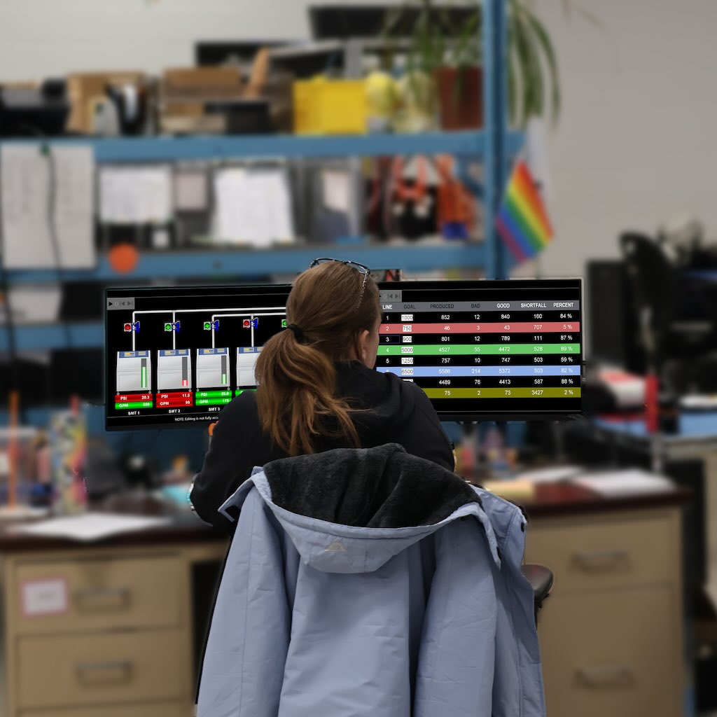 Figure 3: Integrating visualization into industrial data software platforms such as Red Lion’s Crimson software makes it easier to deliver a new generation of visualization technology. Operators and line personnel can respond to issues faster and process critical information immediately. 